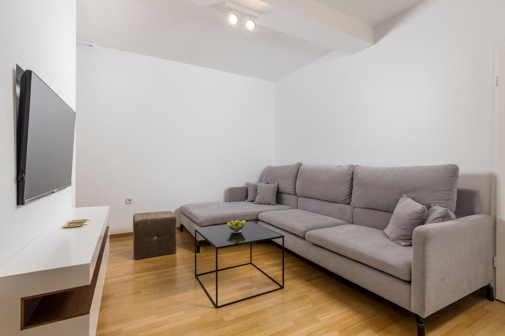 Villa Garden Apartment With Pool Opatija Buitenkant foto